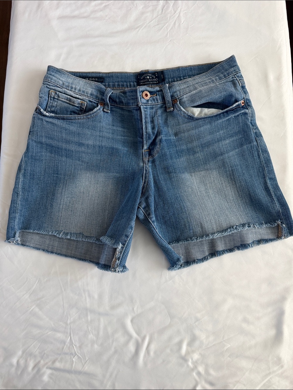 Lucky Brand The Bermuda Short, Size 29